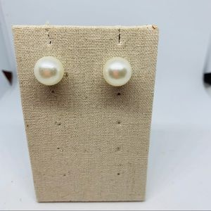 Large faux pearl earrings pierced